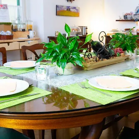 Gourmet Landucci לינה וארוחת בוקר